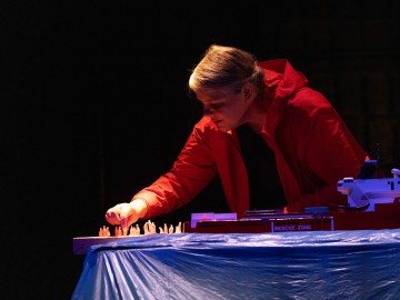 Esquif (à fleur d'eau)