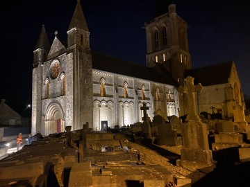 Lumières sur l'église Saint-Ouen de Rots