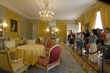 Visite des salons d'honneur du château des ducs de Savoie