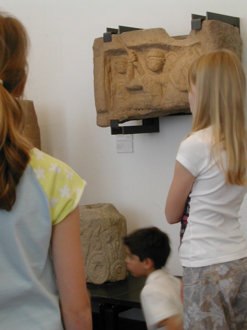 Atelier en famille : écrire comme en Mésopotamie