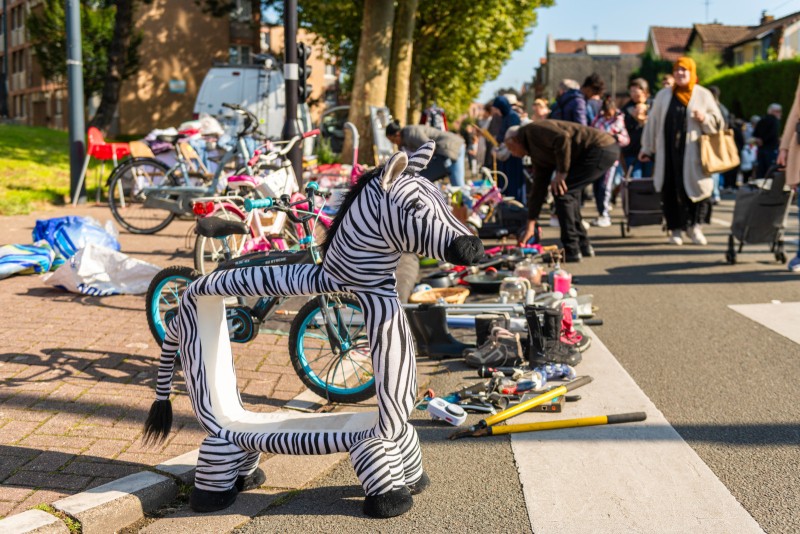 Vide-grenier / Rue Decrême