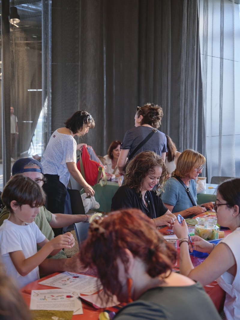 LUMA Arles / Atelier création "Les badges se révèlent"