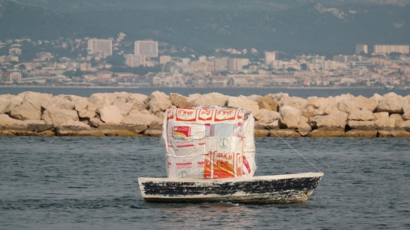 Au-delà de toutes les mers