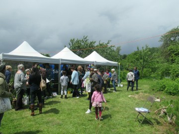 Troc aux plantes dans les jardins potagers de l'Hermitage