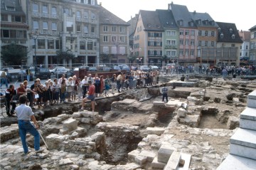 Conférence "Les fouilles archéologiques de 1991 sur la place de la Réunion : quand l’archéologie revisite l’histoire de Mulhouse"