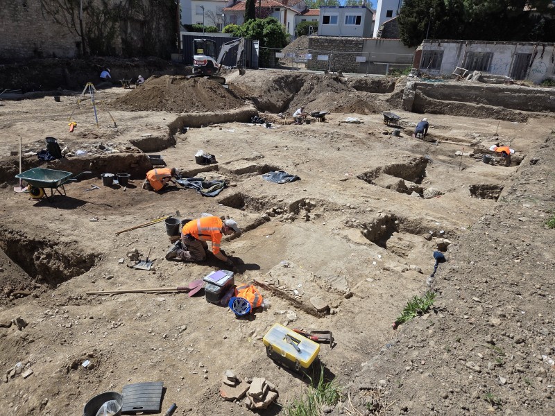Bureau d'archéologie Hadès : Visite d'un chantier en cours de fouille