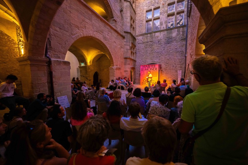 Restitution performative : lecture des textes des ateliers d’écriture