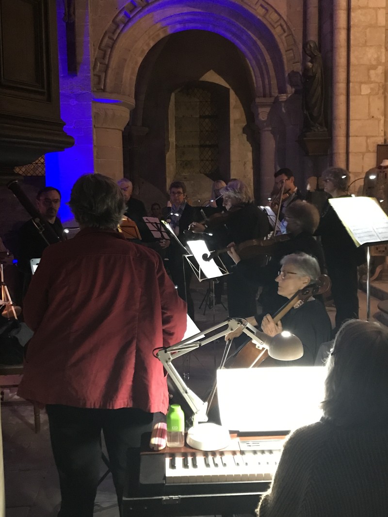Lumières sur l'église de Bernières-sur-mer