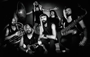 Clôture de saison du Café Charbon : concert-soirée avec TechnoBrass & Sambalibré