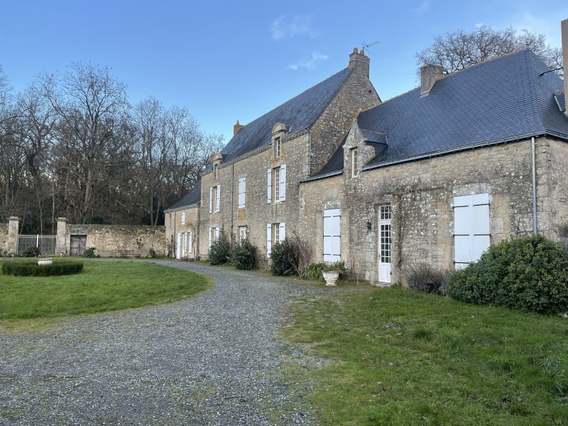 : « La seigneurie de Kercabus et son village de Bouzaire »