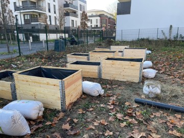 Découverte des ruches au jardin pédagogique de Pontoise