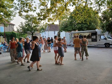 Initiation aux danses régionales