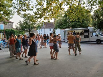 Initiation aux danses régionales