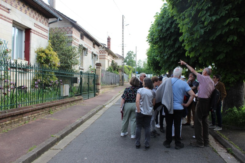 Visite sur l'héritage social et urbain de la Cartoucherie Française