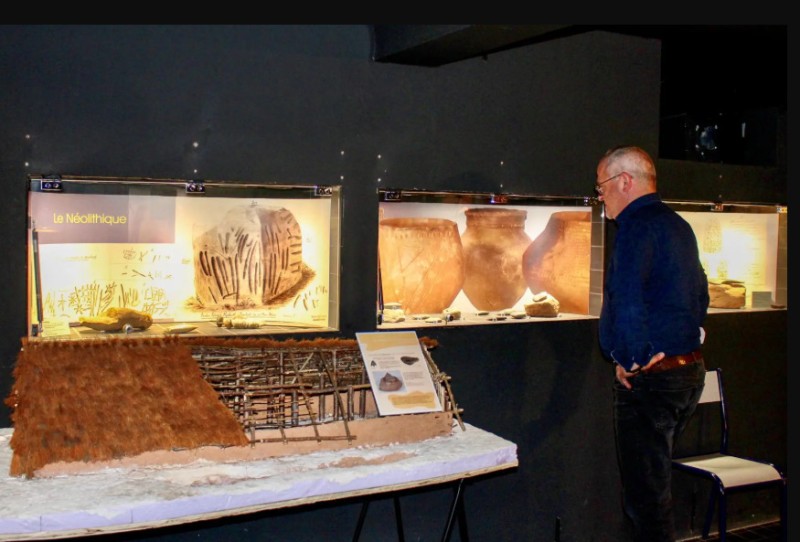Visite libre d'un musée archéologique