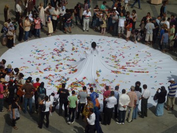 The Wishes Tree - Raeda Saadeh