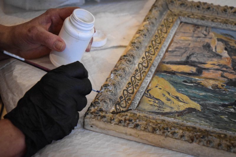 Échanges avec une restauratrice d'art