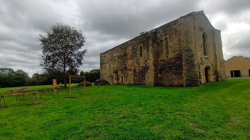 Connaissances archéologiques de la Commanderie de Coudrie à Challans (Vendée, 85), présentées au public