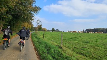 Aux bords de l’Authie : canoë, déjeuner et balade à vélo