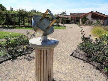 Visite découverte du cadran solaire de la roseraie