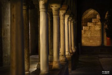 Visite guidée nocturne au cloître de Fréjus !