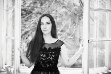 A la recherche de Dimitar Nenov / Concert piano de Veneta Neynska