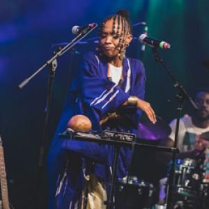 CÉLIA WA - WASTRAL