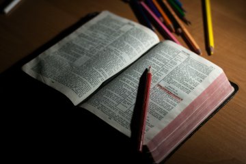 Comment prier avec la Bible ?