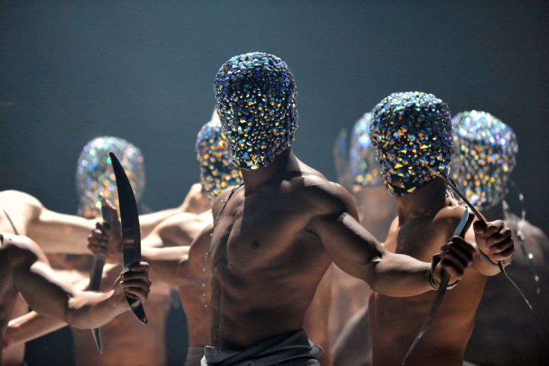 "Les Nuits Barbares ou les premiers matins du monde"