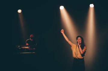 HOWL 2122 - LAURE CATHERIN