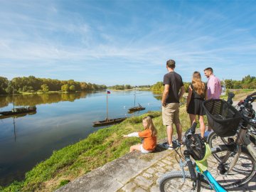 Du bateau au vélo : une histoire de transports à Orléans
