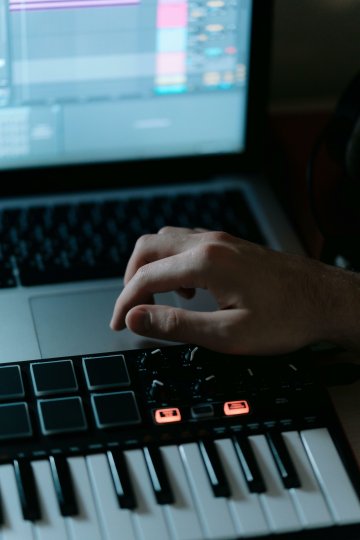 Atelier synthétiseur et création musicale