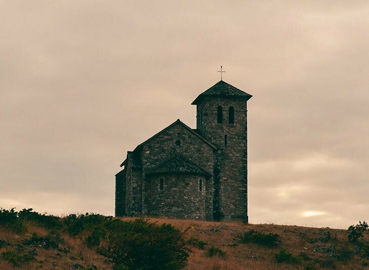 Habiter le Tarn au haut Moyen Age : peuplement, Eglise et pouvoirs (4e-10e siècle)