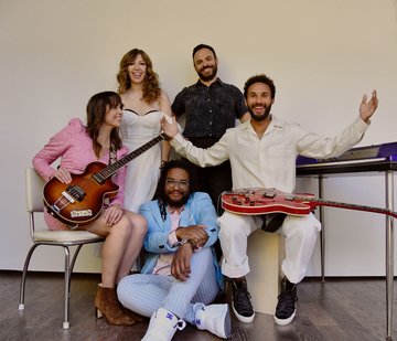Lake street dive