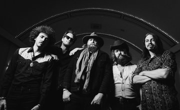 Robert jon & the wreck