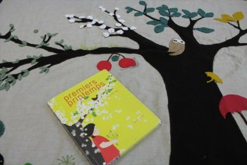 À petits petons vers les histoires : tapis à histoires