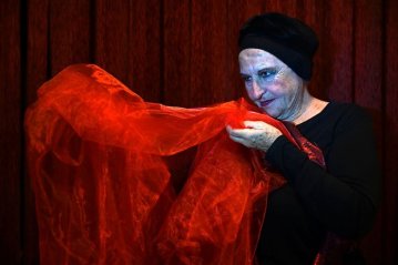 En robe du soir
