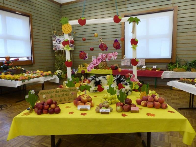 Exposition de fruits et légumes