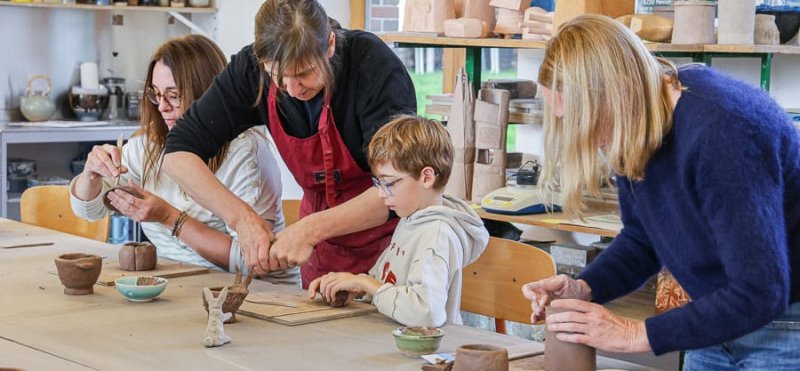 Atelier Initiation Famille au Centre Céramique Contemporaine