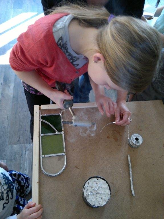 Les Vacances des 7-14 ans, Atelier Vitrail, "de Feu et de Couleurs"