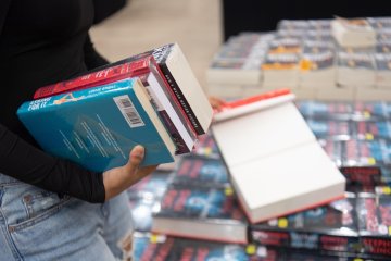 Salon du livre à Sérilhac : "Nid de plumes"