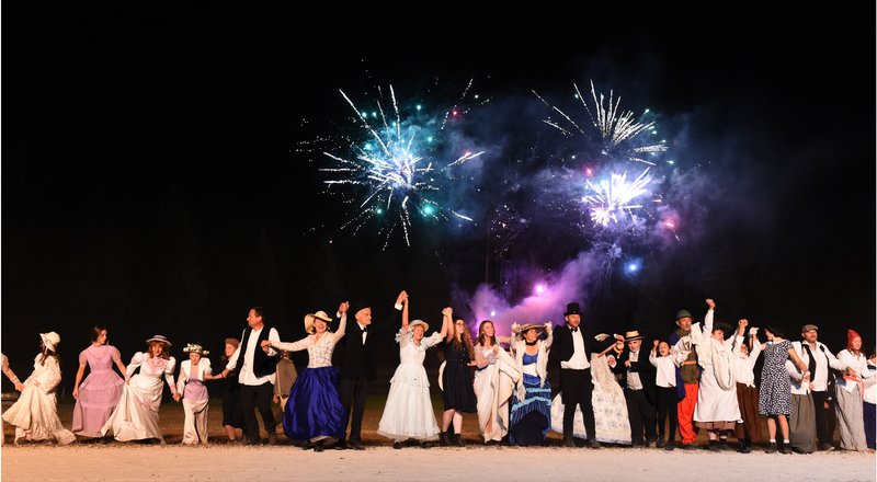 Spectacle Historique : 1 000 ans sous vos yeux !