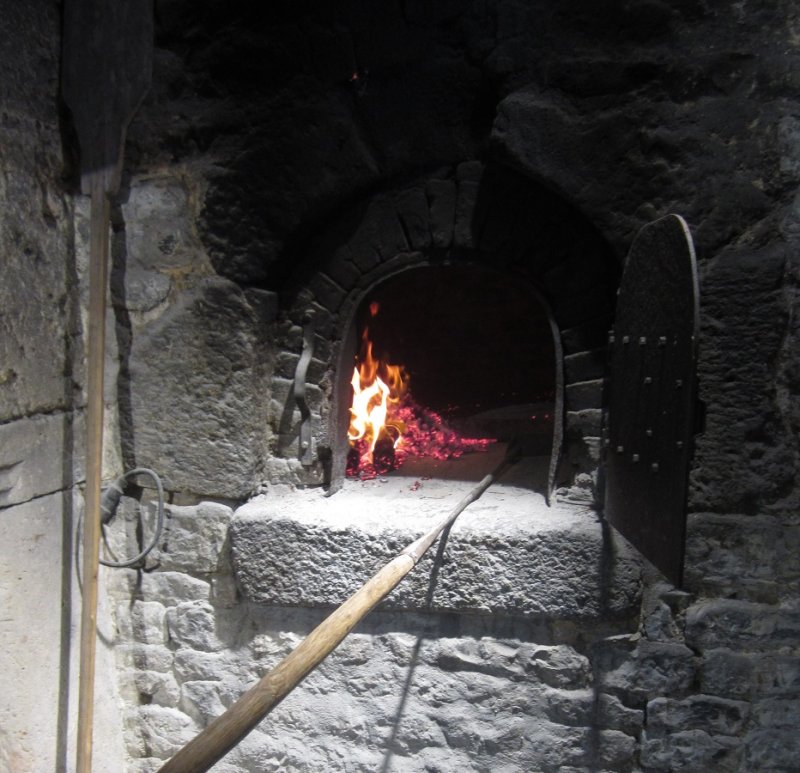 Atelier bourdelots pomme au feu de bois