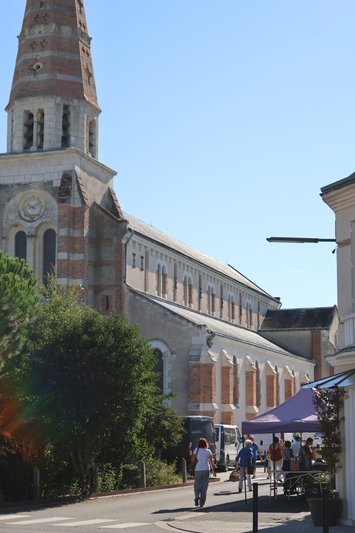 Marché hebdomadaire de Lamotte-Beuvron