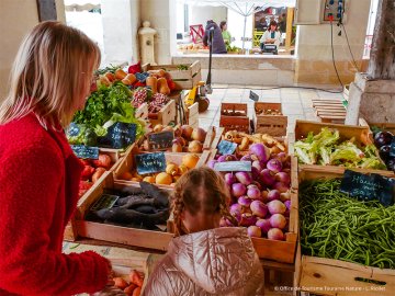 Marché de Bourgueil