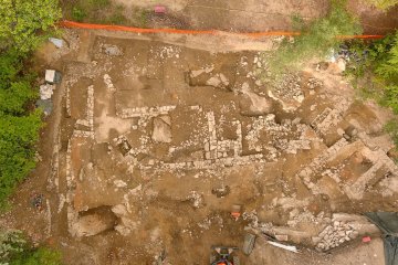 Castelnau-le-Lez, chemin de la Madrague : une nouvelle fenêtre sur l'agglomération entre Protohistoire et Antiquité, et permanence au Moyen Âge