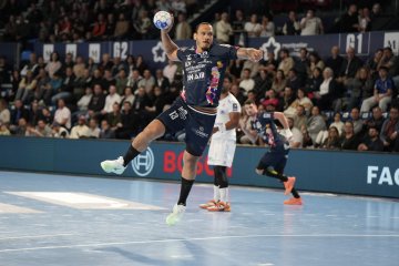 À vélo vers le match de handball Montpellier - Rennes