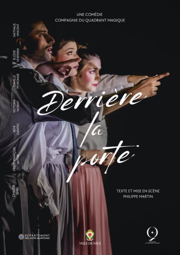 Derrière la porte