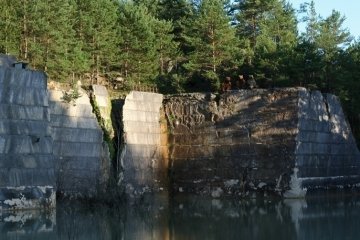 Découvrez l'histoire de la carrière de pierre de taille du Normandoux