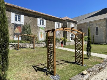 Découvrez la cité gallo-romaine de Rauranum et la vie de ses habitants !